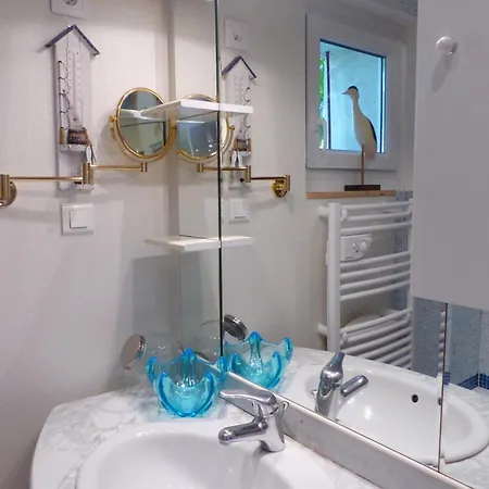 Maison Renovee Avec Jardin Clos Et Animaux Acceptes - Fr-1-489-221 펜션 Franchesse