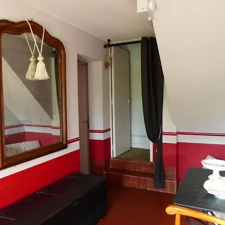 Maison Renovee Avec Jardin Clos Et Animaux Acceptes - Fr-1-489-221 펜션 Franchesse