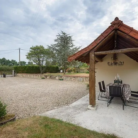 Maison Renovee Avec Jardin Clos Et Animaux Acceptes - Fr-1-489-221